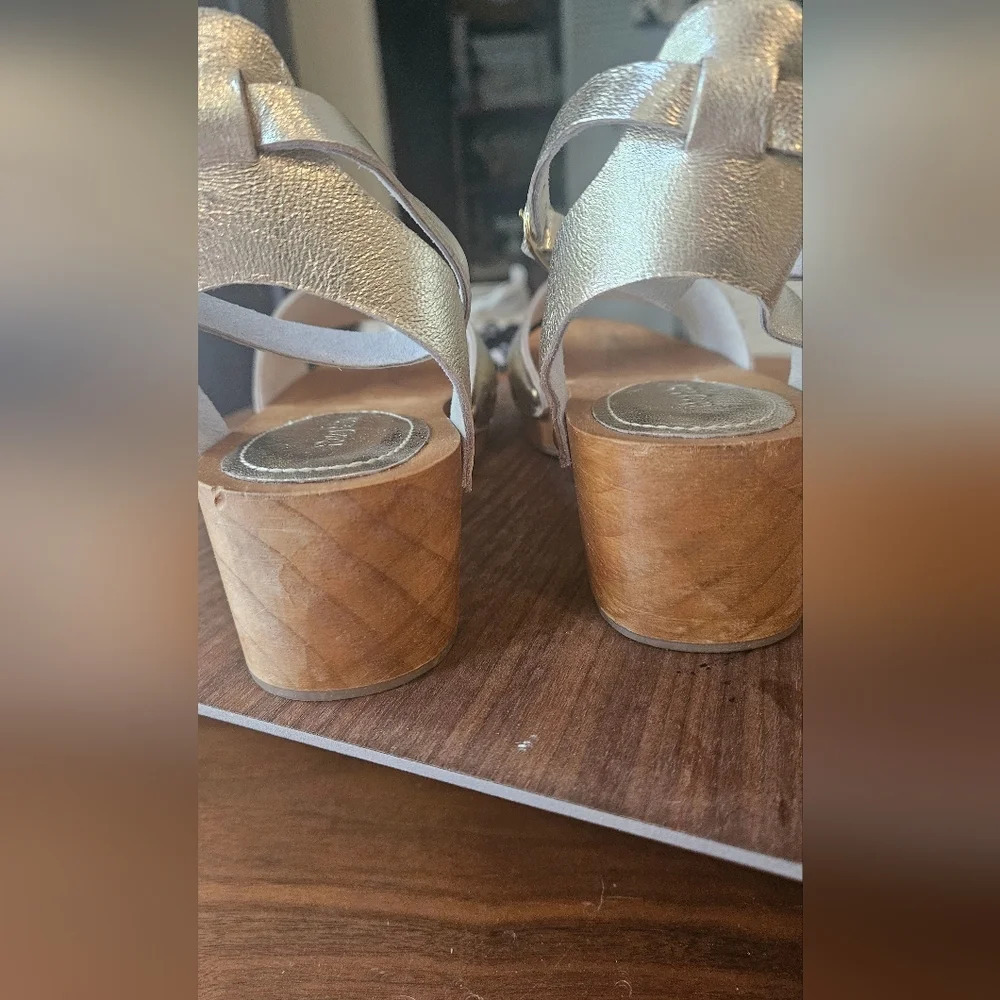 RAG & CO Cara wooden Heeled clogs -Gold Metallic. Size 6 NWOT - Picture 4 of 9